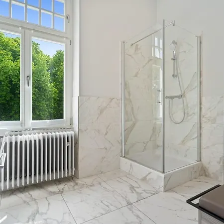 Stylish With Shared Bathroom And Kitchen * Luxembourg