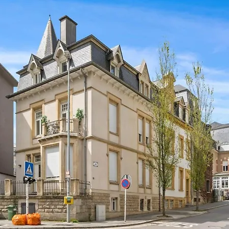 Stylish With Shared Bathroom And Kitchen Luxembourg